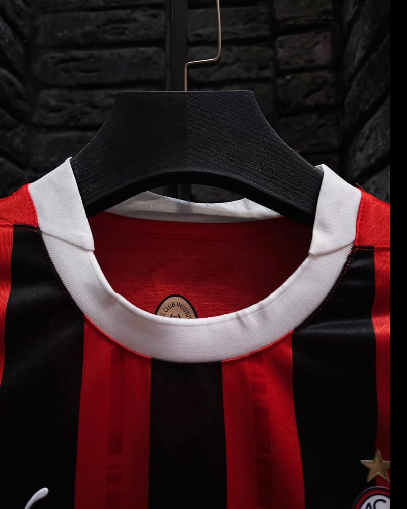 Camisa Milan 1 Versão Jogador 24/25